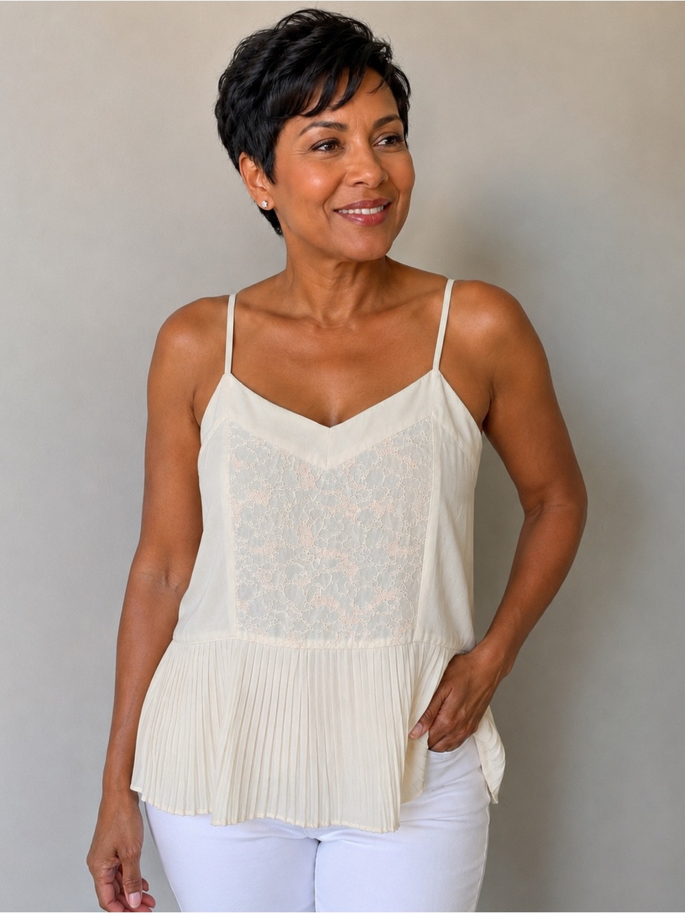 American Eagle Outfitters Women’s Camisole Top Ivory Embroidered Size Small